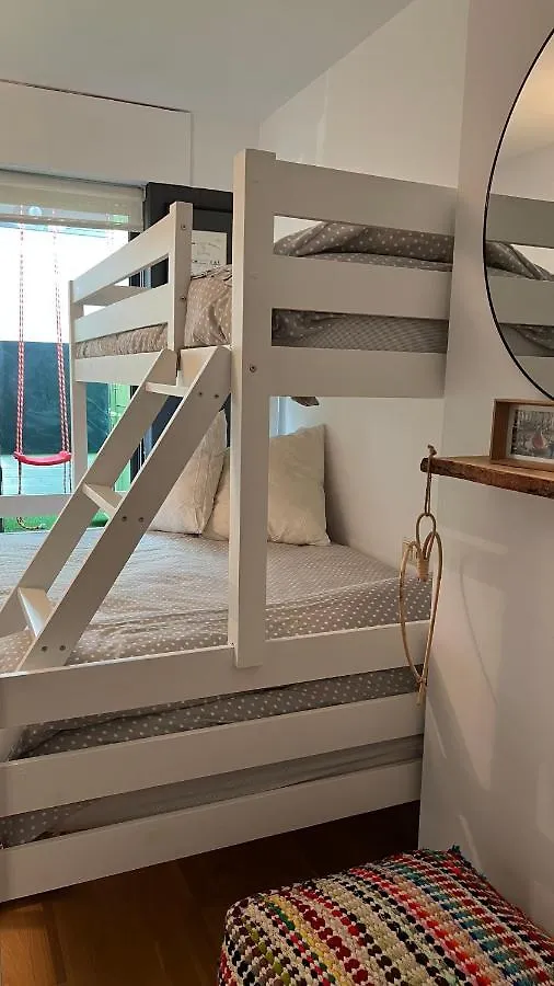Atico De Diseno Con Terraza En El Centro De Olot Appartement