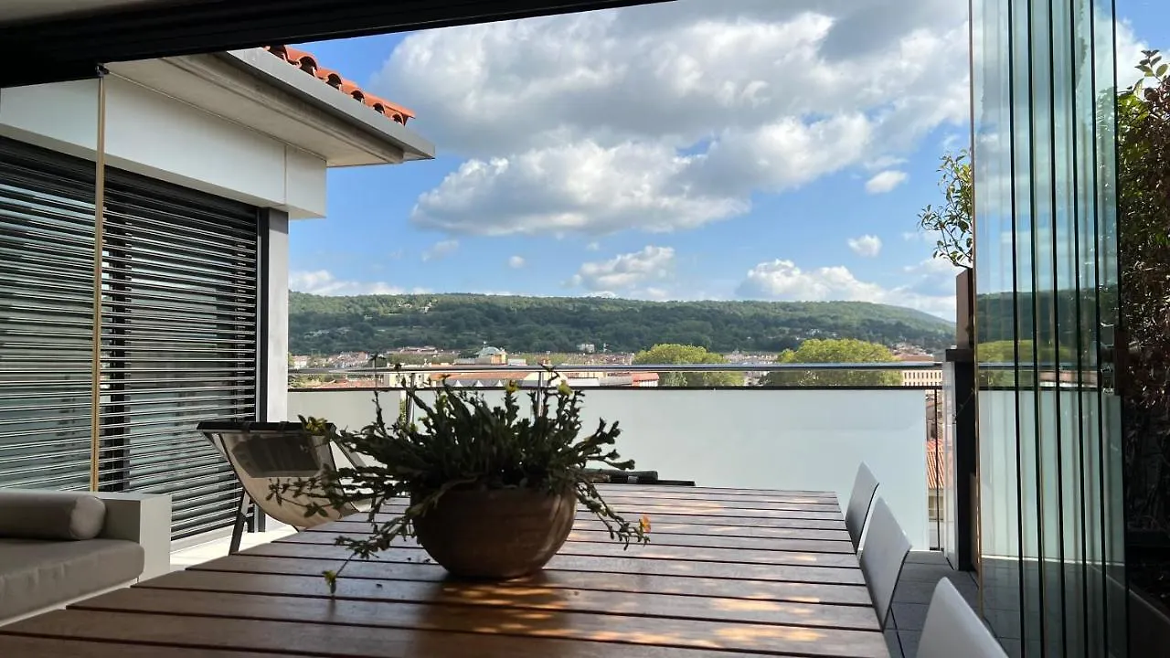 Atico De Diseno Con Terraza En El Centro De Olot Appartement 0*,  Spanje