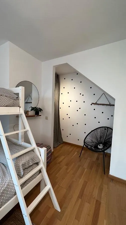 Atico De Diseno Con Terraza En El Centro De Olot Appartement